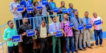 NYANGEZI : La DJPA couronne une vingtaine de personnes « citoyens de valeurs » pour leur détermination au service de la communauté.