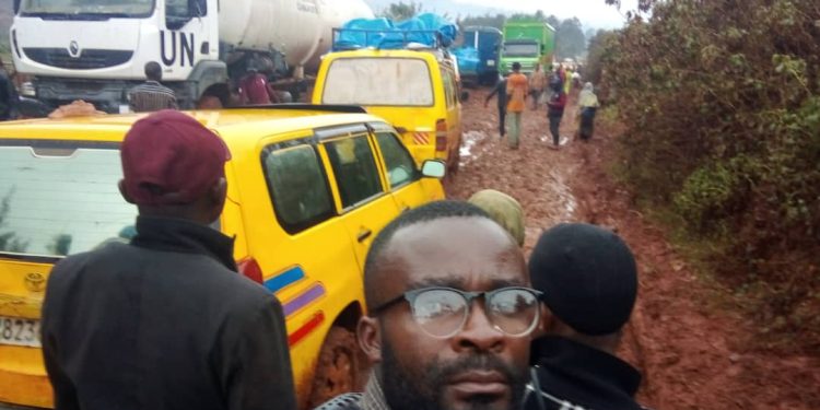 Sud-Kivu : Le voyage par voie routière devient un calvaire à la tombée des premières pluies.