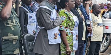SUD-KIVU : La ministre provinciale de la santé lance officiellement la campagne de vaccination contre la poliomyélite à Uvira.