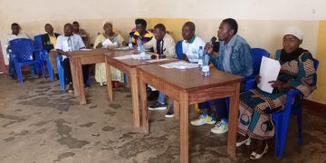 Processus électoral : La radio communautaire LA COLOMBE FM sensibilise les habitants du groupement de Walungu sur le profil d’un bon candidat.