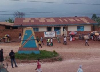 WALUNGU : Un quadragénaire poignarde un jeune d’une vingtaine d’années dans le village Madaka.