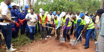 Walungu : Grâce au financement de la Coopération Suisse, GEL lance les travaux de réhabilitation du tronçon routier Munya-Choga à Nyangezi