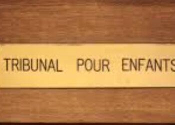 Bukavu : Le tribunal pour enfants lance la campagne de rattrapage des actes de naissance par jugement supplétif (Communiqué)