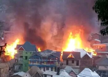 Bukavu : Un enfant trouve la mort dans un incendie qui consume plus de 40 maisons et une quinzaine détruites à Mulambula