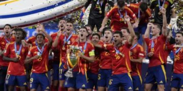 Finale de l’Euro 2024 : L’ Espagne se débarrasse de l’Angleterre et soulève joyeusement la coupe