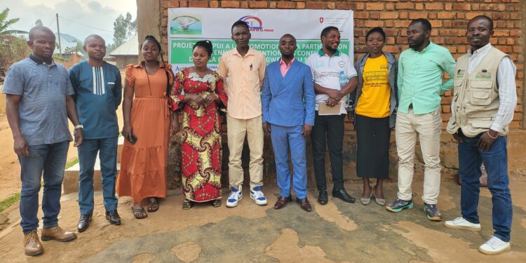 Walungu : Formés sur le journalisme de paix et sensible aux conflits, les journalistes et animateurs de la RACOCO FM engagés dans la promotion de la paix durable en chefferie de Ngweshe 