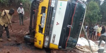 Walungu : Un véhicule transportant des denrées alimentaires se renverse à Madaka/Ciherano