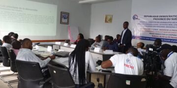 Bukavu : La SYMUF forme des journalistes des médias d’information en ligne sur la gouvernance locale, les outils web et l’utilisation des réseaux sociaux 