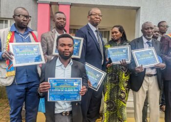 Walungu : La DJPA asbl élève des organisations et personnalités au rang des citoyens de valeur