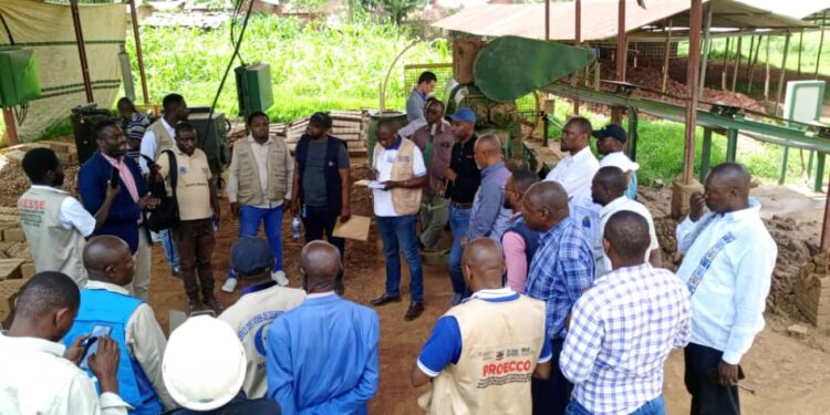 Nyangezi : Sous son financement, la DDC se réjouit des projets de la briqueterie moderne lors d’une visite d’évaluation 