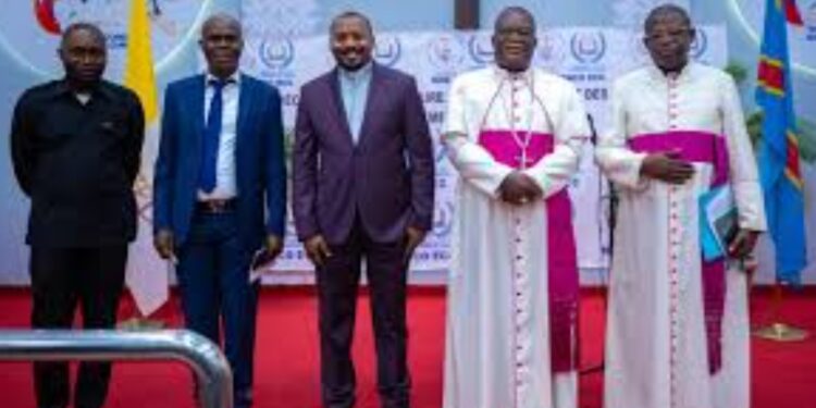 Guerre à l’Est de la RDC : des acteurs sociaux et politiques exigent un dialogue inclusif sous l’égide de la CENCO et de l’ECC