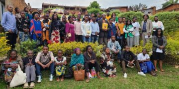 Nyangezi : la DFJE forme les membres des groupes de soutien sur les techniques de prévention des conflits