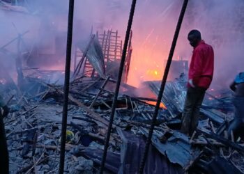 Bukavu : un incendie consume 3 maisons sur avenue Irambo 1 à Nguba