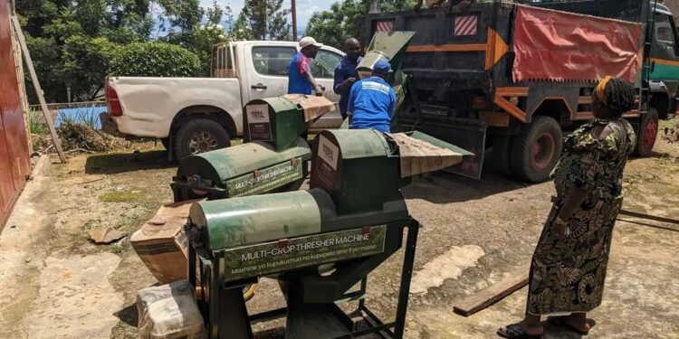 Sud-kivu : l&rsquo;INERA Mulungu se dote de trois machines batteuses modernes pour faciliter la récolte des légumineuses et des céréales
